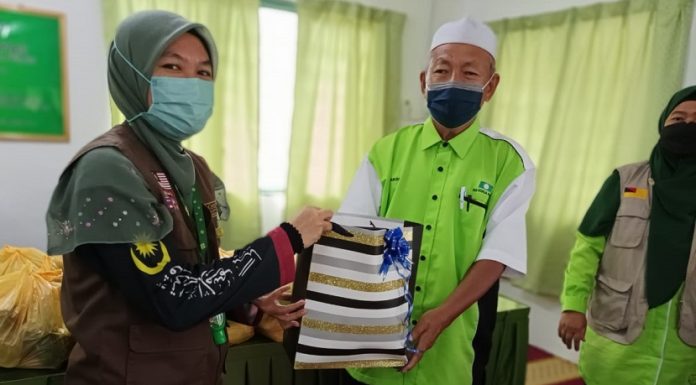 Perbanyak rakan strategik dengan NGO