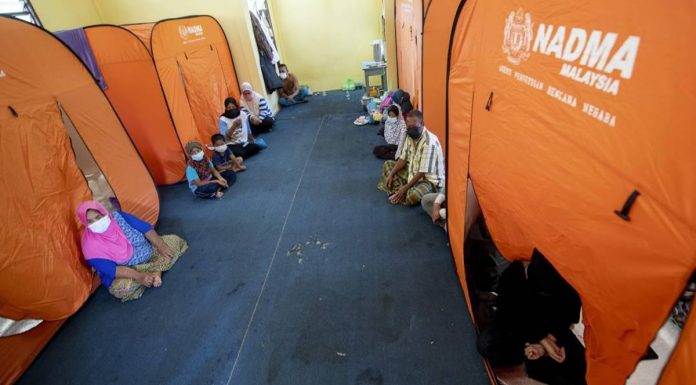 Over 15,000 flood evacuees at relief centres in seven states
