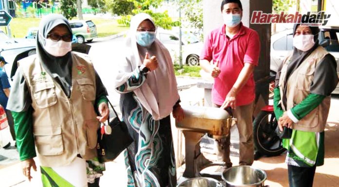 Mesin penguli roti gembirakan asnaf