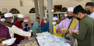 Ahmad Amzad agih 2,000 pek makanan sejuk beku