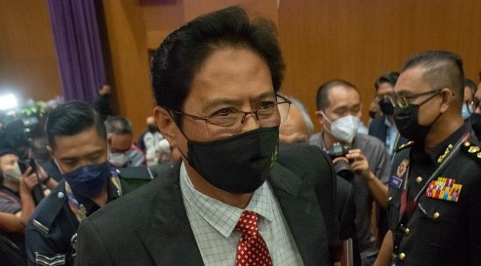 UMMAH desak Azam Baki berehat, bercuti
