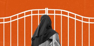 Sekolah di Karnataka dibuka semula, pelajar Islam dipaksa tanggal hijab