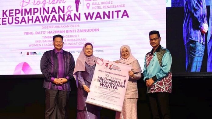 wanita