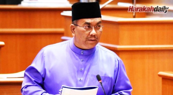 ‘Saya tahu siapa ‘signed’ surat lulus Musang King’ – Sanusi