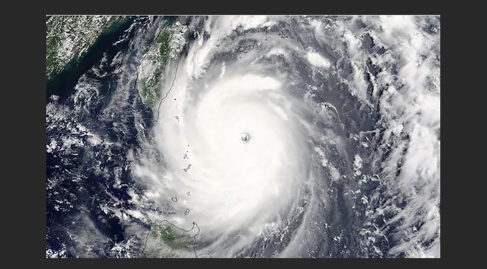 Typhoon batters Philippines, one dead, over 11,000 displaced
