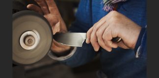 Man abandons engineering dream to turn knifemaker