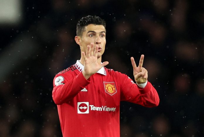 Premier League - Everton v Manchester United