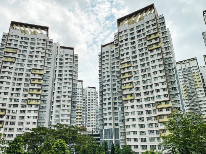 HDB Singapore (2)