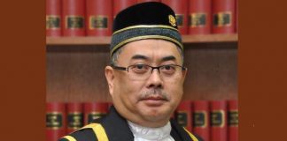 Mahkamah tolak permohonan ibu tunggal batal penukaran agama anak