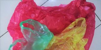 Caj 20 sen beg plastik ibarat curah air ke daun keladi