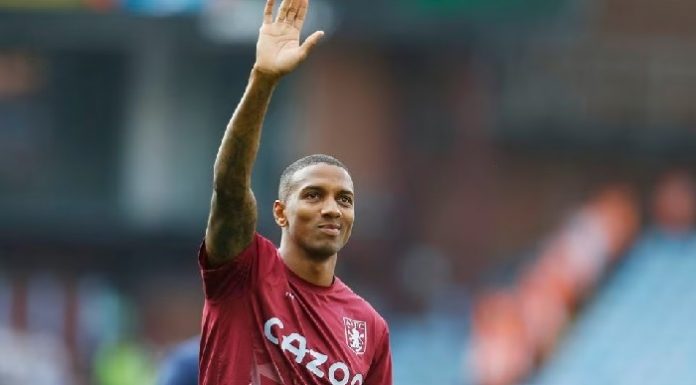 Everton hargai pengalaman luas Young