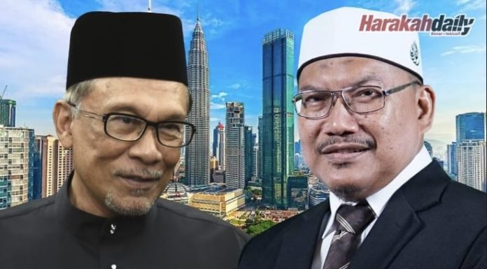 Menjadi boneka tanpa sedar