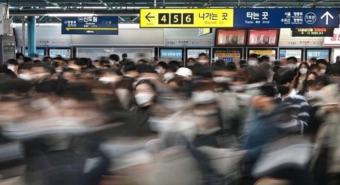 Amuk di Korea Selatan: Orang awam maut, cedera