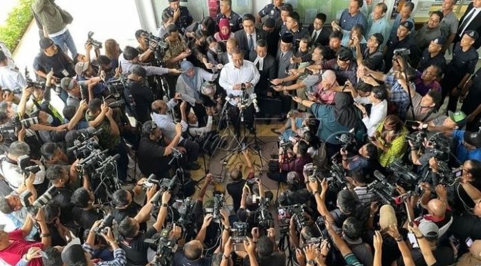 Rakyat sambut kepulangan ‘wira’ Kedah