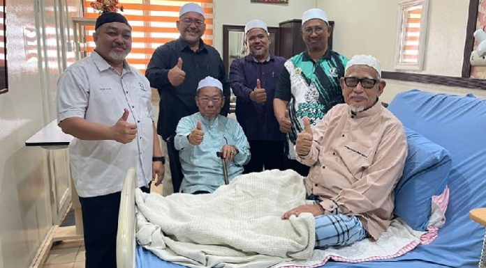 Keadaan kesihatan Tuan Guru semakin baik
