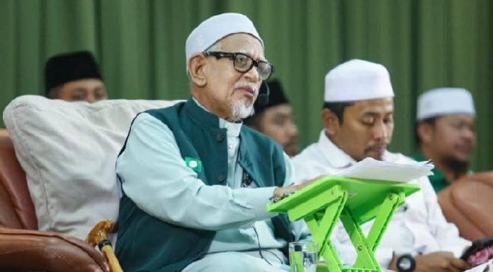 Mohon doa, solat hajat untuk kesembuhan Tuan Guru