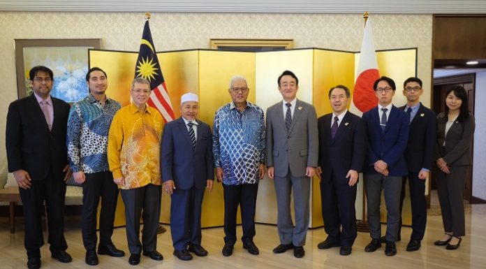 Berkongsi tentang dasar PAS bersama Duta Jepun