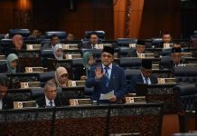 Biar menteri jawab, orang lain jangan sibuk