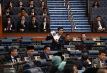 Syed Saddiq pertahankan Awang Hashim