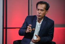 ‘Krisis kejatuhan ringgit: Kerajaan tak boleh diam diri’