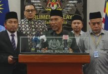 Perjelaskan larangan takbir dan Qunut Nazillah