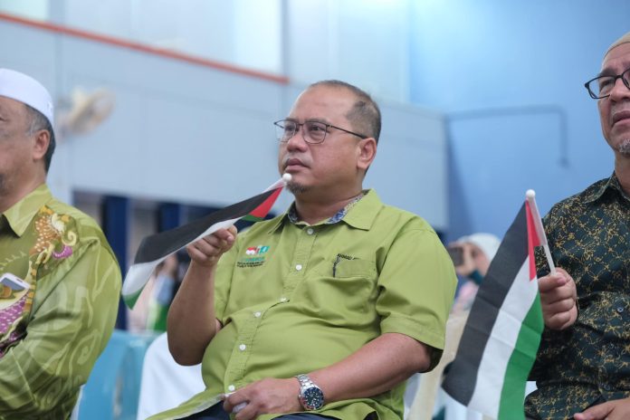 YB AMZAD HASHIM
