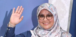Persiapan Aidilfitri: Mas Ermieyati jual biskut raya