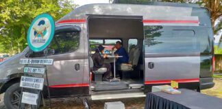 Hebat orang Perlis mengaji al-Quran dalam van