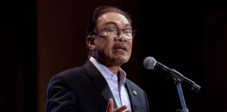 Kewibawaan Anwar, kian parah