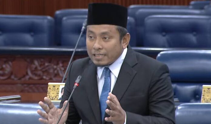 Ahmad Fadhli Par2724
