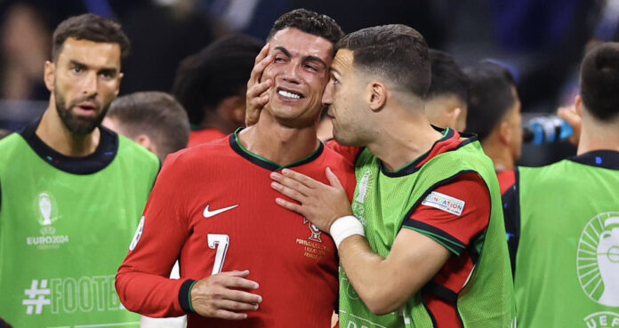 Ronaldo crying