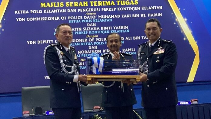 POLIS