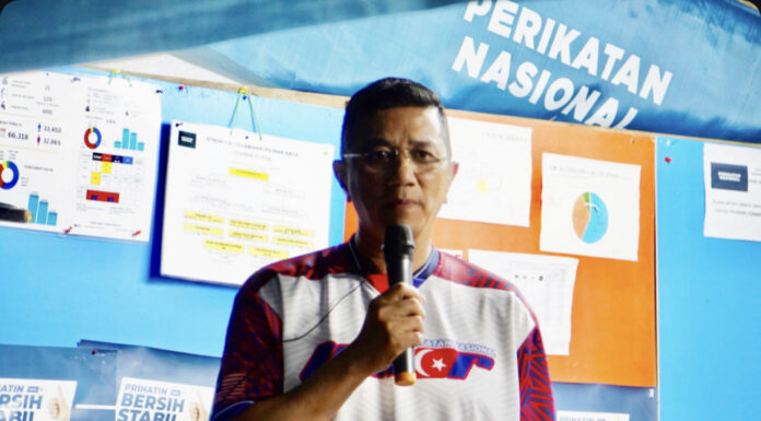 Hubungan BN-PAN tegang – Azmin