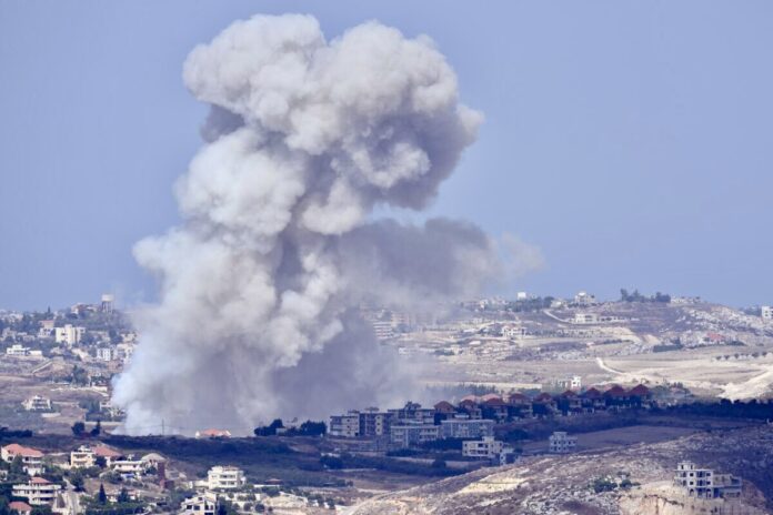 Lubnan hit by israel