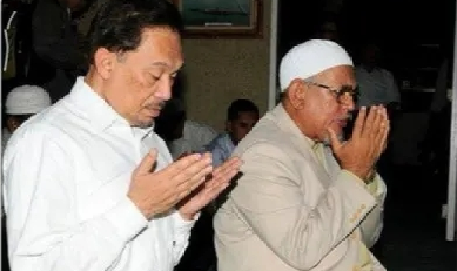 Kepada Anwar, ‘demo tak kenal barey boh’, selamat bermuhasabah