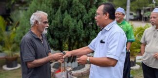 Deepavali: PAS Balok Makmur ziarah komuniti India