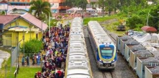 ‘Train To Dabong’ limpahi rezeki penduduk tempatan