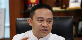 Segera umum ‘exit strategy’ U-Mobile daripada DNB