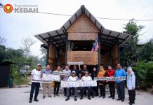 Tarikan Dusun Riffa, MD2 Botanic Cafe & Resort
