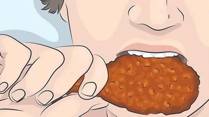 Makan ayam ada darah pada tulang Makan ayam ada darah pada tulang