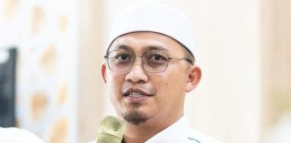 Ladang babi di kampung Melayu itu tidak berlesen?