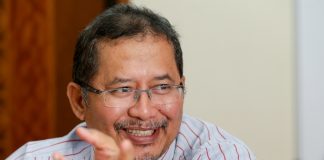 Larang ulas PRU Singapura: Mana kebebasan suara?