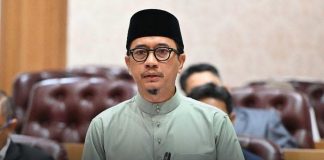 Papan Tanda Larang Homoseksual : Terengganu Laksana Tuntutan Allah