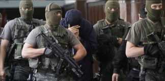 Mossad tak perlukan roket bila ejen mereka sudah duduk dalam bilik mesyuarat kita