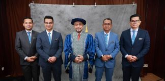 Dilantik Profesor Adjung dan Ahli Lembaga UMK