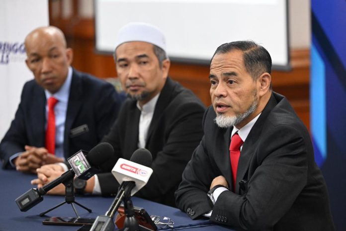 Nurkhuzaini pada Sidang Media selepas Majlis Menandatangani Memorandum Persefahaman (MoU) di Wisma Darul Iman, hari ini.