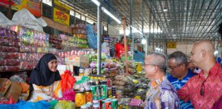 Pasar Payang bakal operasi hingga 12 tengah malam
