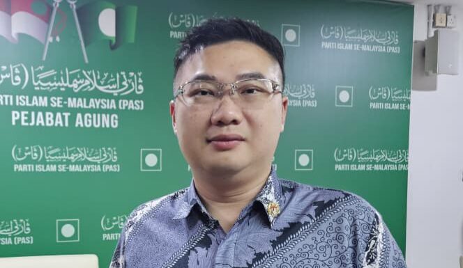 Beli pesawat bilion ringgit: Kerajaan perlu nilai semula