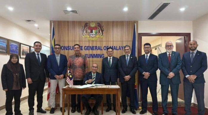 Perlis perkukuh hubungan dua hala di Kunming