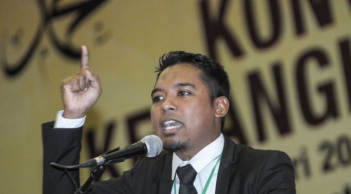 Jalur Gemilang terbalik: DAPSY hipokrit, dangkal